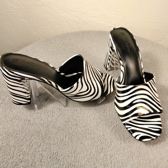 The Drop Womens Shoes Pattie High Block Heeled Mule Sandal Zebra 9 Black Stripes - Picture 1 of 11